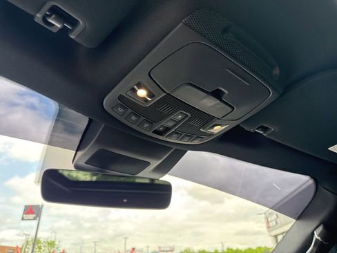 Used 2020 Lincoln Navigator L Reserve w/ Equipment Group 208A Reserve image 36