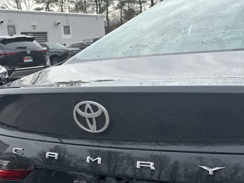 New 2026 Toyota Camry XLE image 18