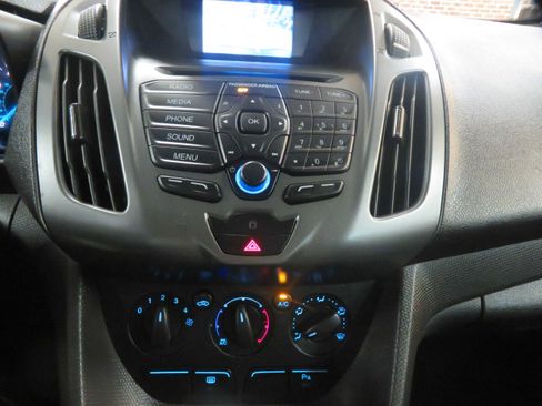 Used 2016 Ford Transit Connect XL image 32