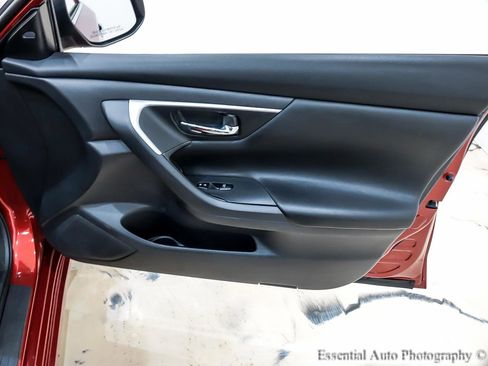 Used 2018 Nissan Altima 2.5 SV w/ 2.5 SV Technology Package image 31