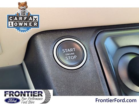 Used 2022 Land Rover Defender 110 SE image 27