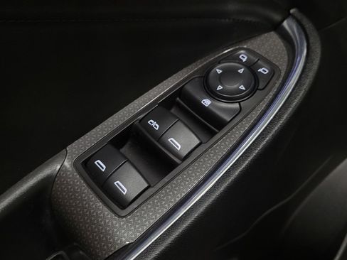 Used 2018 Chevrolet Malibu LT w/ Leather Package FWD image 27