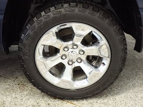 Certified 2019 RAM 1500 Big Horn image 18