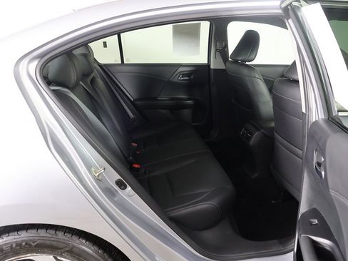 Used 2017 Honda Accord EX-L image 26