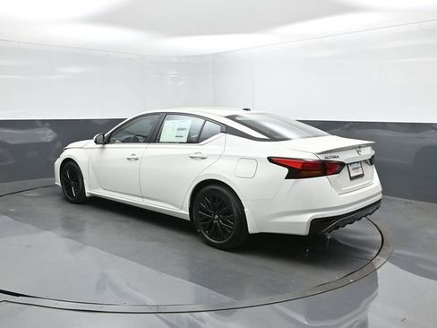 New 2026 Nissan Altima 2.5 SV w/ SV Special Edition Package image 11