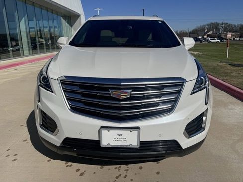 Used 2017 Cadillac XT5 Luxury w/ Driver Awareness Package image 8