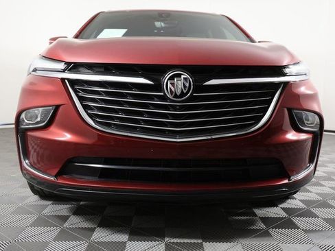 Used 2024 Buick Enclave Premium image 2