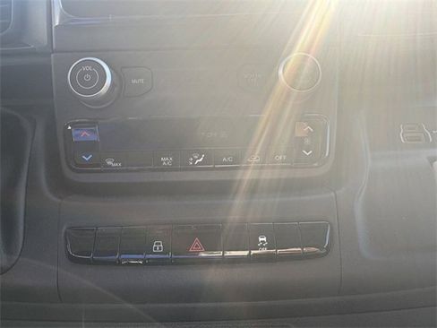 Used 2025 RAM ProMaster 1500 image 28