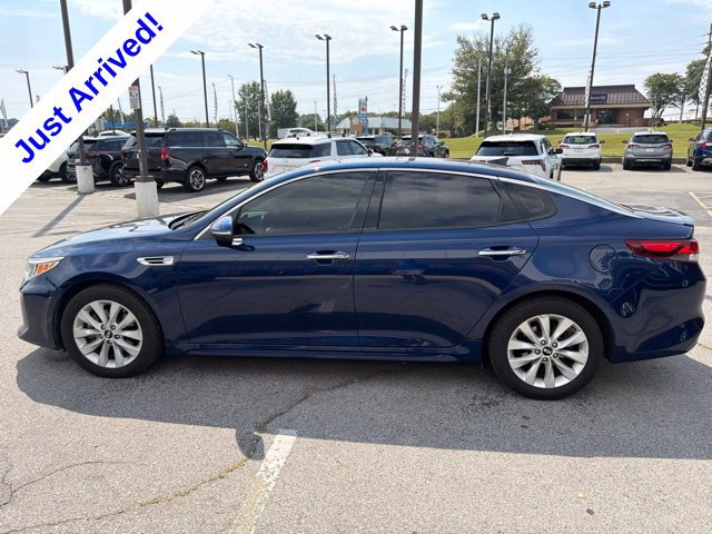 Used 2018 Kia Optima S w/ Panoramic Sunroof Package FWD image 6