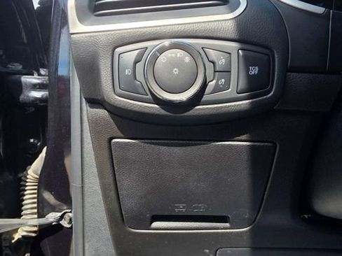 Used 2020 Ford Edge SEL AWD/4WD image 17