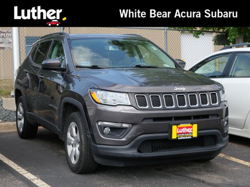 Used 2019 Jeep Compass Latitude w/ Popular Equipment Group AWD/4WD image 1