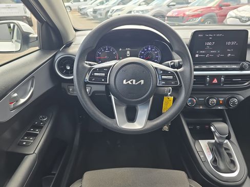 Certified 2024 Kia Forte LXS FWD image 13