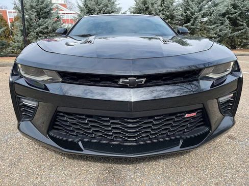 Used 2017 Chevrolet Camaro SS image 28