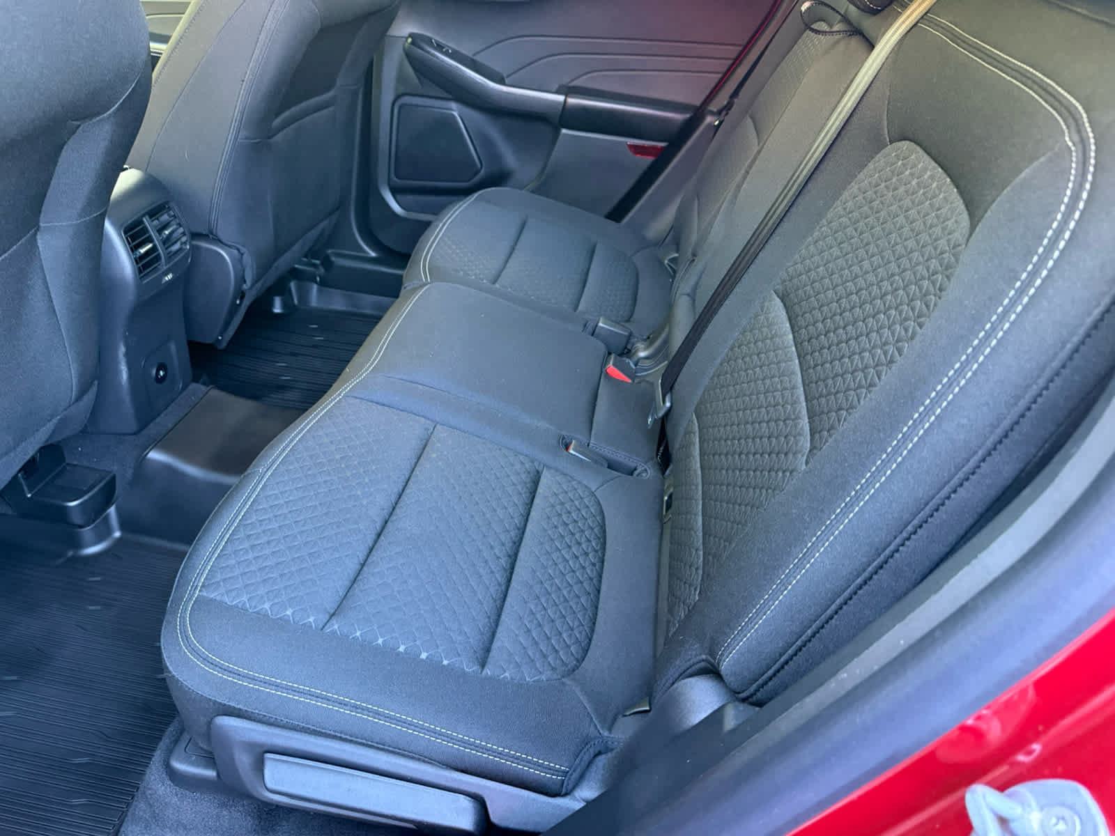 Used 2025 Ford Escape Active w/ Cold Weather Package AWD/4WD image 5