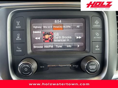 Used 2023 RAM 1500 Classic SLT AWD/4WD image 13
