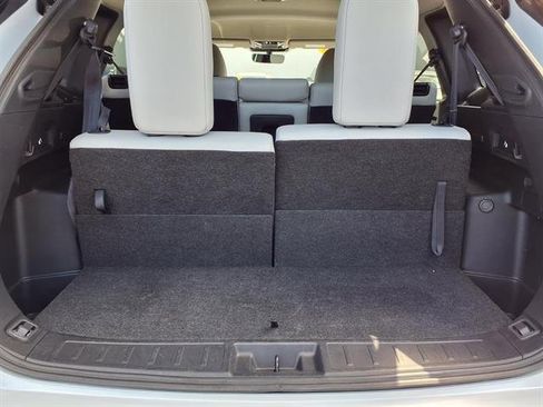 Used 2025 Mitsubishi Outlander SE AWD/4WD image 21