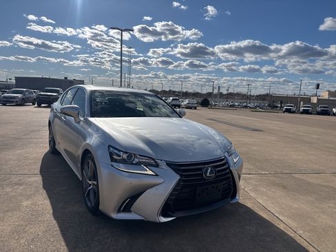 Used 2016 Lexus GS 350 image 2