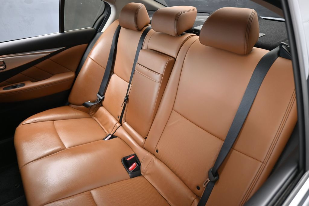 Used 2024 INFINITI Q50 Luxe w/ Cargo Package RWD image 43