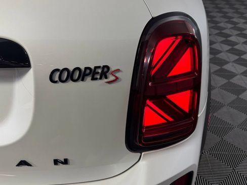 Used 2024 MINI Cooper Countryman S w/ Premium Package FWD image 12
