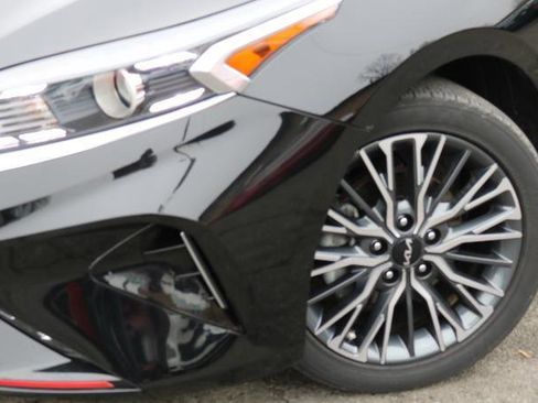 Used 2023 Kia Forte GT-Line w/ GT-Line Premium Package image 4