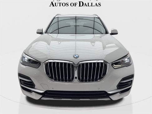 Used 2022 BMW X5 sDrive40i w/ Premium Package image 4