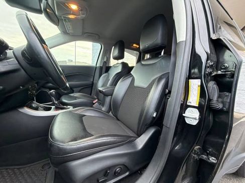 Used 2020 Jeep Compass Latitude w/ Popular Equipment Group AWD/4WD image 14