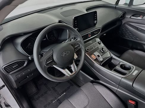 Used 2021 Hyundai Santa Fe SE FWD image 2