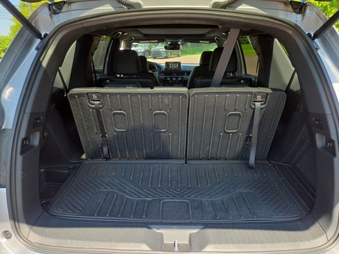 Used 2025 Honda Pilot TrailSport image 39