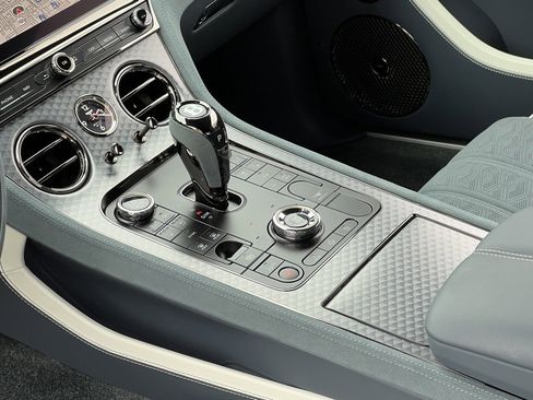 Used 2025 Bentley Continental GT Speed image 30