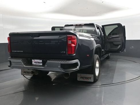 Used 2024 Chevrolet Silverado 3500 LTZ w/ LTZ Plus Package AWD/4WD image 48
