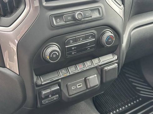 Used 2021 Chevrolet Silverado 1500 Custom w/ LPO, Dark Essentials Package image 10