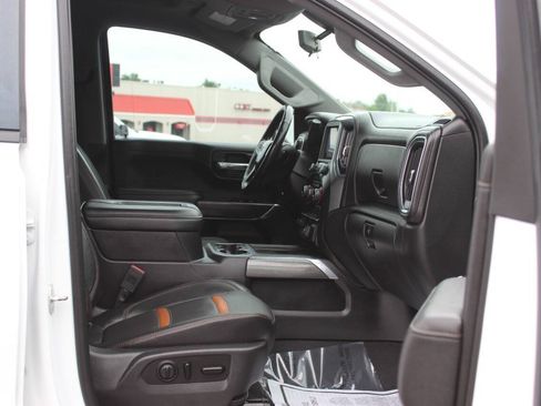 Used 2019 Chevrolet Silverado 1500 RST RWD image 11
