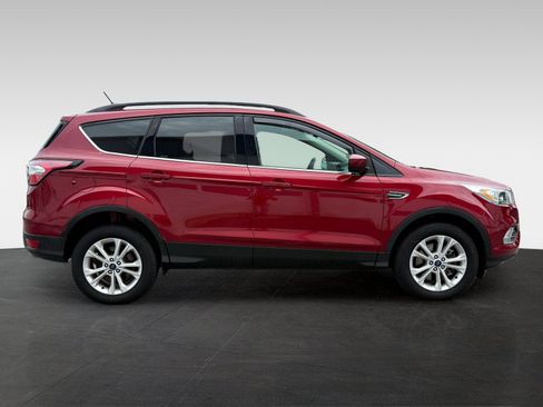 Used 2018 Ford Escape SEL AWD/4WD image 4