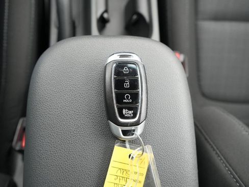 Certified 2023 Hyundai Kona SEL AWD/4WD image 34