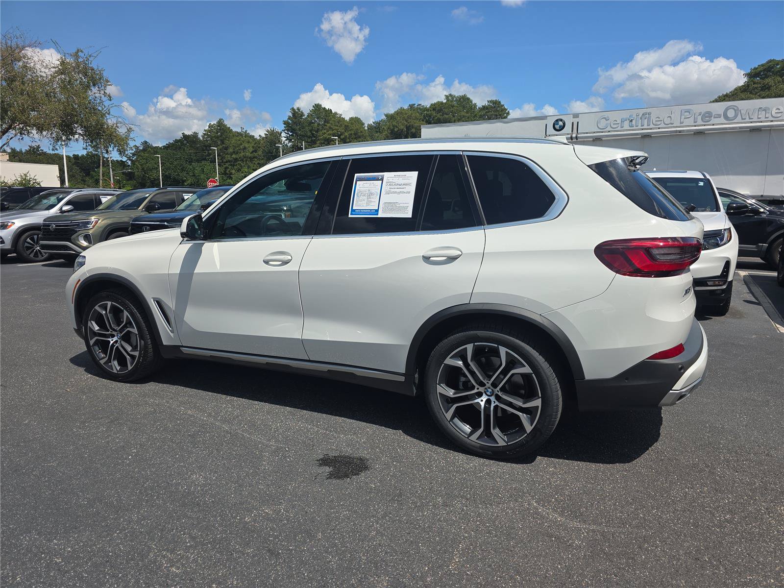 Certified 2023 BMW X5 sDrive40i w/ Climate Comfort Package RWD image 6