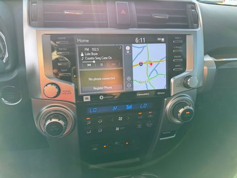 Used 2020 Toyota 4Runner Limited image 17