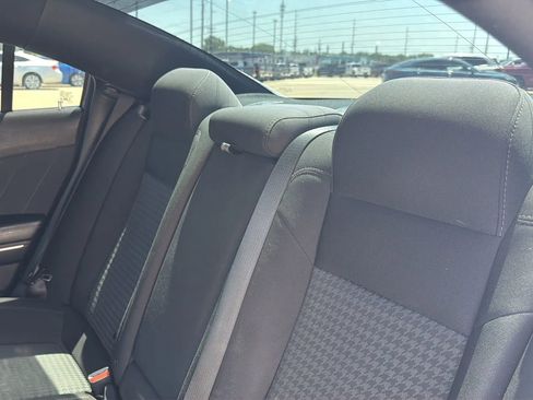 Used 2019 Dodge Charger Scat Pack RWD image 39