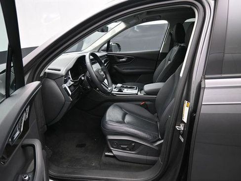 Used 2023 Audi Q7 2.0T Premium Plus w/ Premium Plus Package AWD/4WD image 9