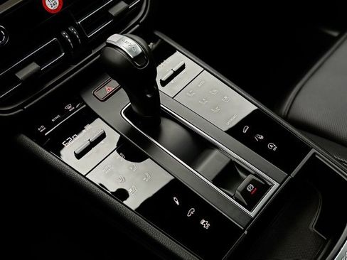 New 2026 Porsche Macan S image 29
