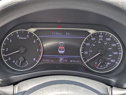 Used 2025 Nissan Sentra SV FWD image 28