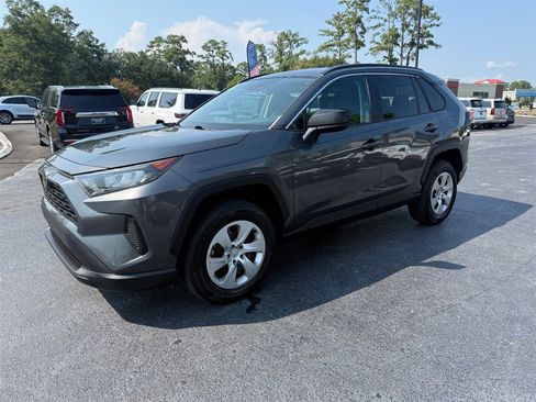 Used 2020 Toyota RAV4 LE FWD image 26