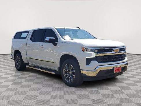 Used 2024 Chevrolet Silverado 1500 LT RWD image 3