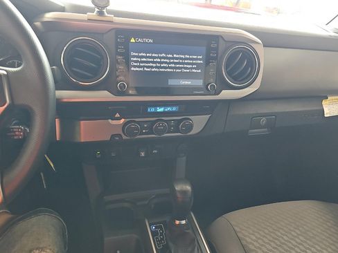 Used 2022 Toyota Tacoma SR5 w/ Technology Package RWD image 15