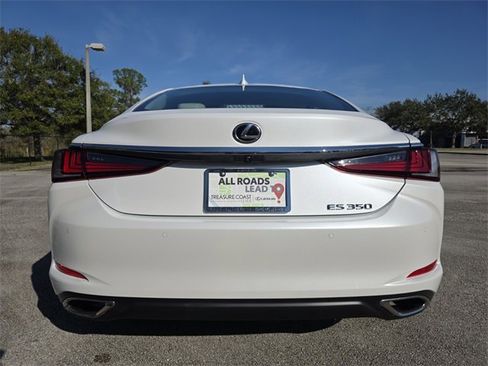 New 2025 Lexus ES 350 w/ Premium Package image 4