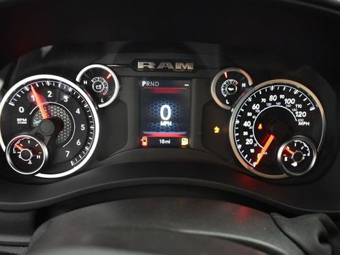 New 2026 RAM 2500 Tradesman AWD/4WD image 27