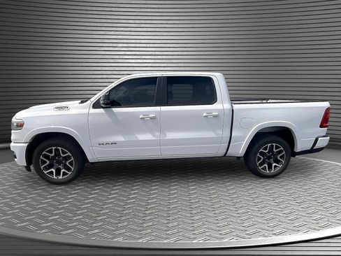 Used 2025 RAM 1500 Laramie w/ Laramie Southwest Edition AWD/4WD image 4