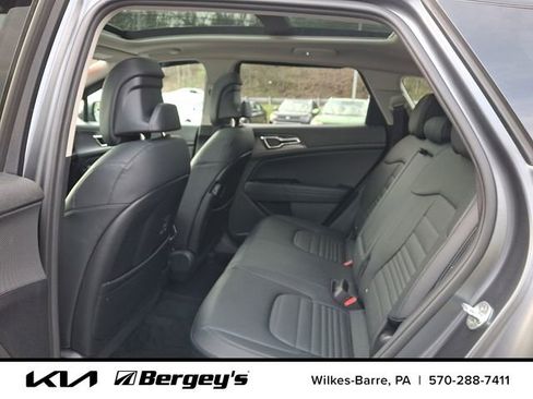 Certified 2023 Kia Sportage SX Prestige AWD/4WD image 12