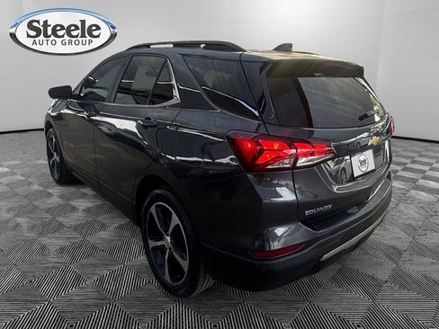 Used 2022 Chevrolet Equinox LT image 3