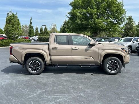 New 2026 Toyota Tacoma TRD Sport AWD/4WD image 3