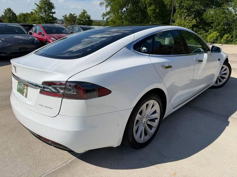 Used 2020 Tesla Model S Long Range Plus AWD/4WD image 5